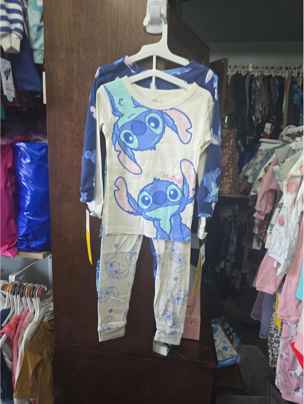 5t Brand New Two Pairs Of Disney Stitch PajamasItem 592 5t Brand New Two Pairs Of Disney Stitch PajamasItem 592